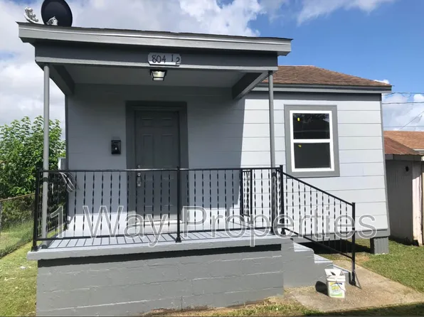 804 Garden Rd #1/2, Marrero, LA 70072