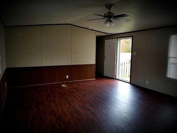 3rd image of 807 Eastwood Cir Lot 6