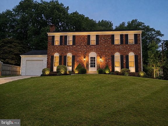 2nd image of 11101 Elon Ct
