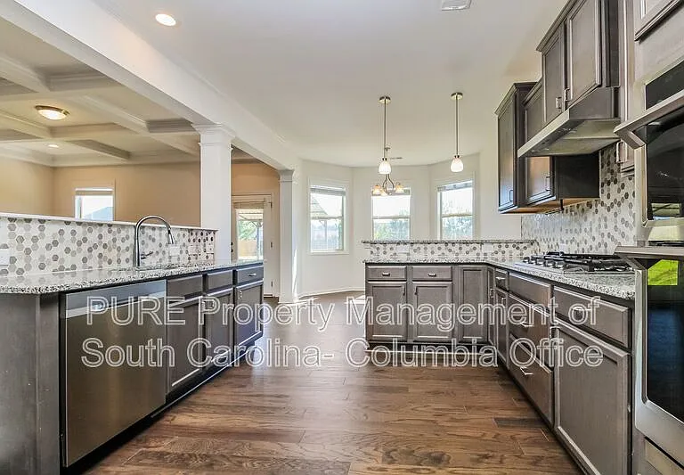 1014 Catskills Way — Photo 2