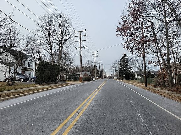 4th image of 3110 W Bangs Ave