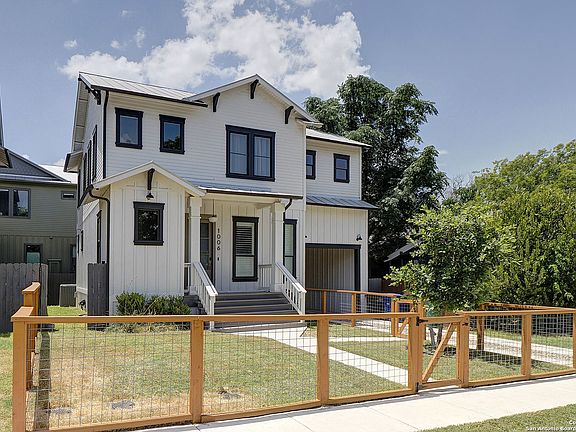 3rd image of 1006 W Magnolia Ave