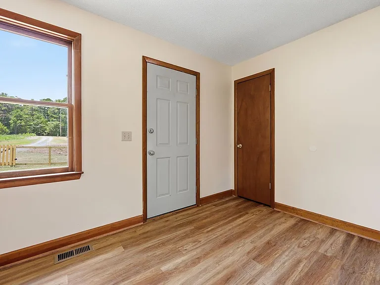 763 Tingen Rd — Photo 28