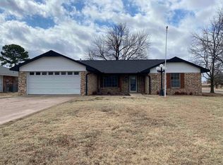 2114 W Scott Ln, Duncan, OK 73533