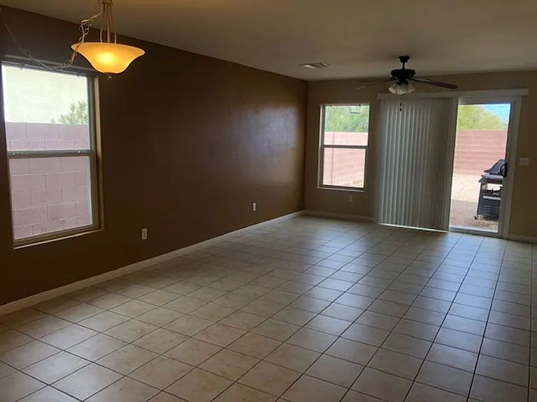 9940 S Brazos Bend St #1 — Photo 6