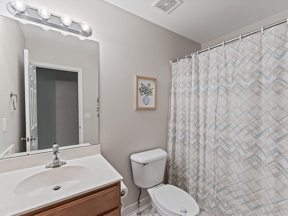 24323 Heatherwood Dr, photo 21