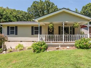 103 Oaken Hill Pl, Black Mountain, NC 28711