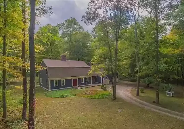 38 Clark Hill Rd — Photo 23