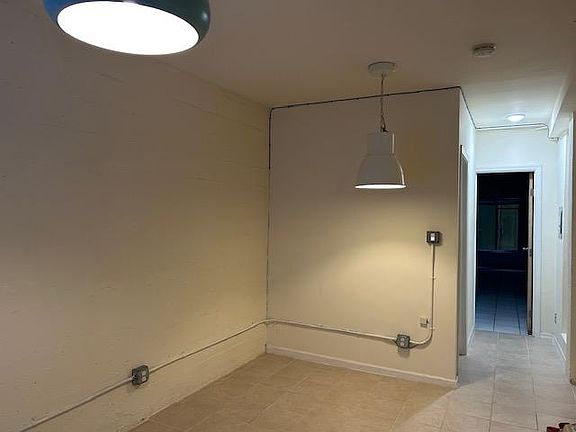 4th image of 111 Trenton St APT 4