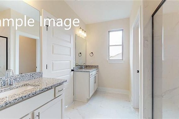 5th image of 2618 Moriches Ct