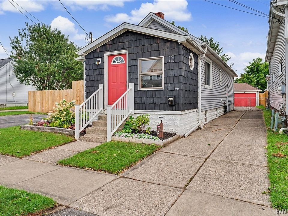 1st image of 191 Cass Ave