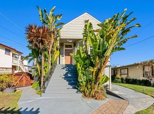 4136 Carrington St, Oakland, CA 94601