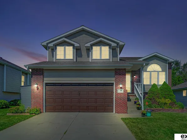 1737 SW 36th St, Lincoln, NE 68522