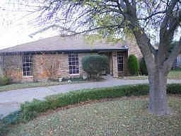 2nd image of 848 Broadmoor Dr
