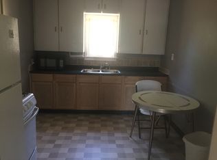 911 W Maple St APT 2, Rawlins, WY 82301