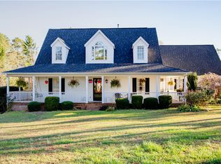 498 Hendricks Rd, Easley, SC 29642