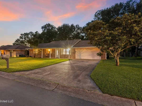 111 Janelle Dr, Gulfport, MS 39503