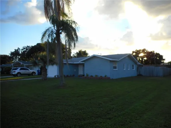 6201 Canton St S, Saint Petersburg, FL 33712