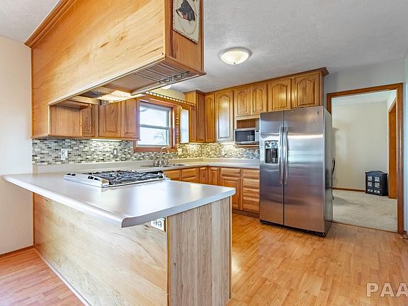 4th image of 2744 County Road 600 N