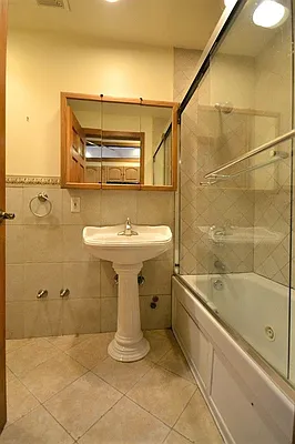 Rented by GPS Realty NYC | media 17