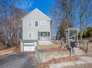 13 Talmadge St, Derby, CT 06418