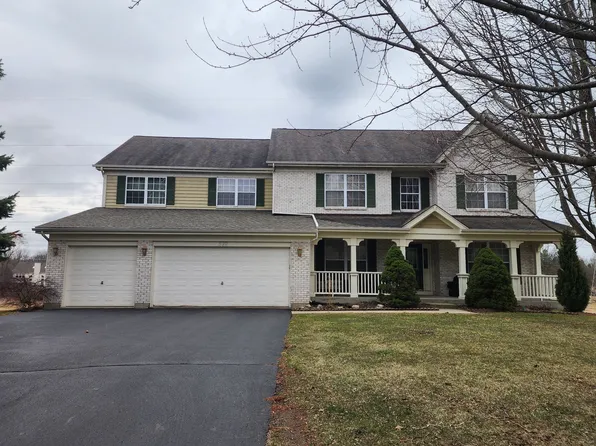 529 Nunda Trl, Crystal Lake, IL 60012