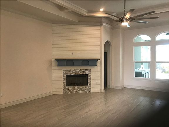 5th image of 14869 Lighthouse Dr