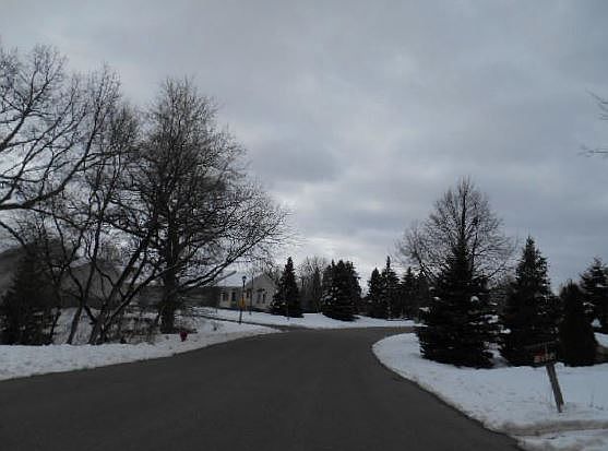 3rd image of 13273 Glenhaven Ave