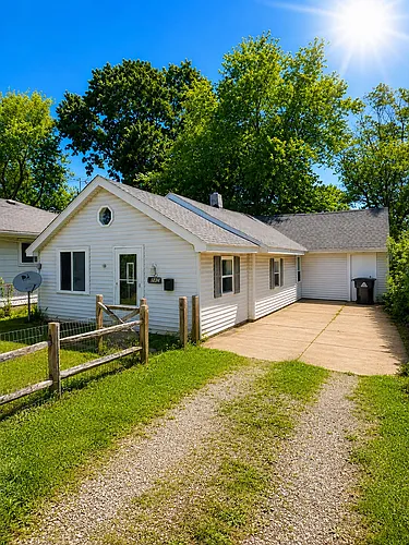 5234 Amsden Ave Photo 1