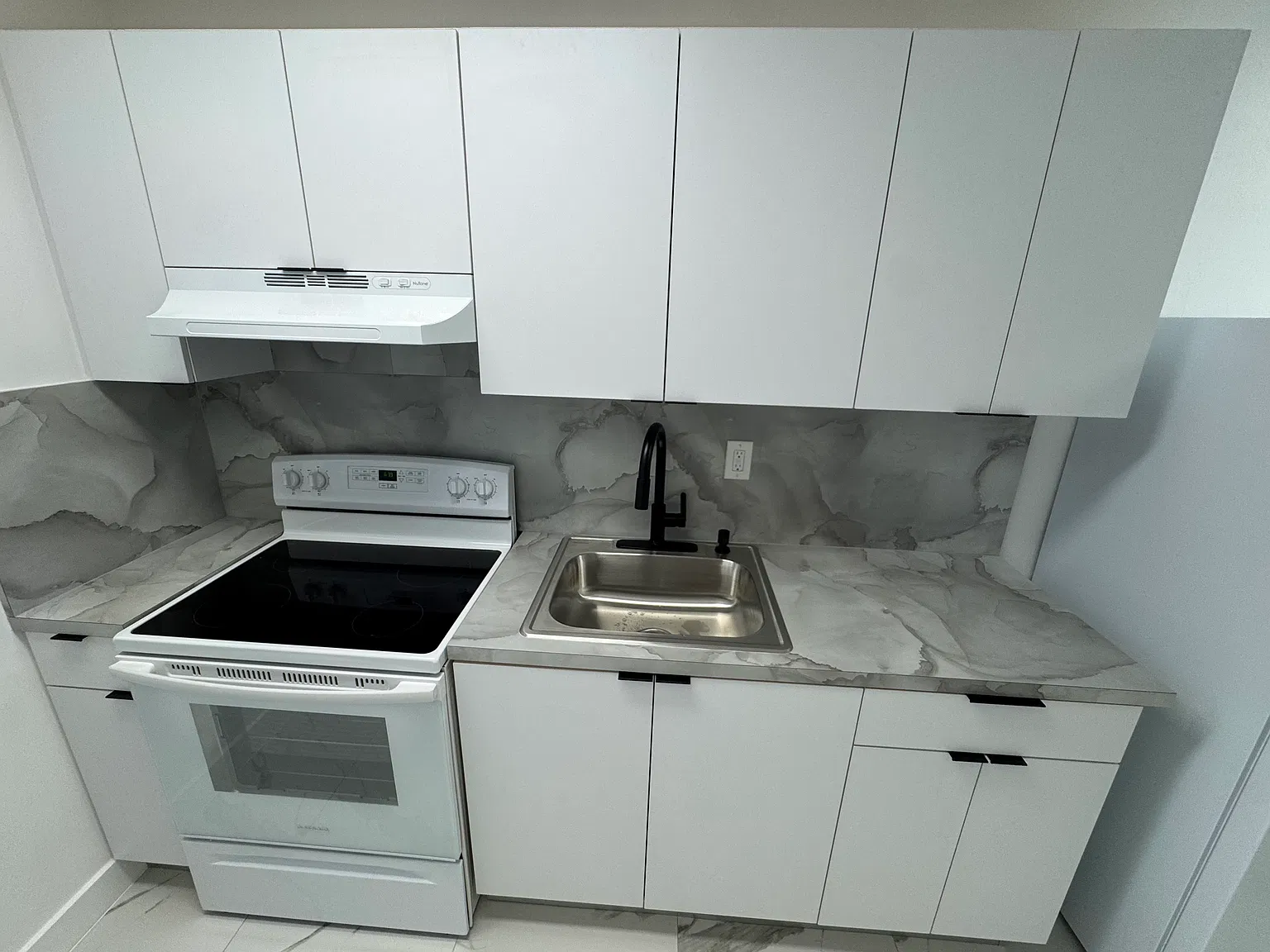 1 bed, 700 sqft, $1,725 — Photo 4