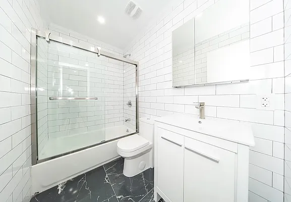 Rented by Platinum Properties | media 5