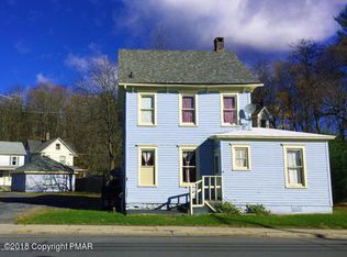 216 N 9th St, Stroudsburg, PA