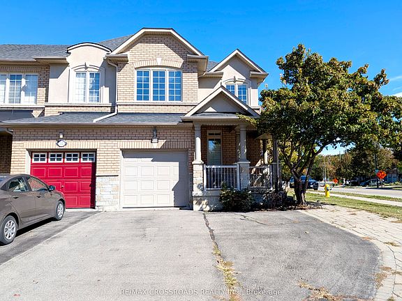2nd image of 31 Loire Valley Ave