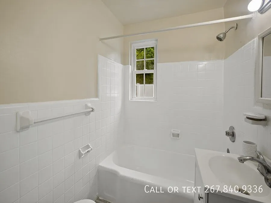 1 bed, $1,095 — Photo 2