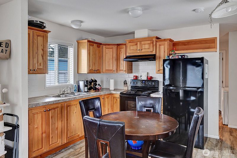 5th image of 3418 S 182nd Street #163