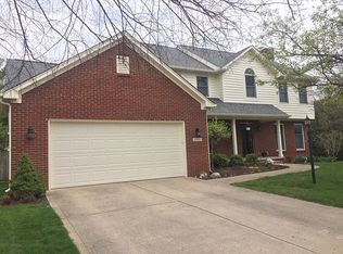 8329 Hampton Cir E, Indianapolis, IN 46256