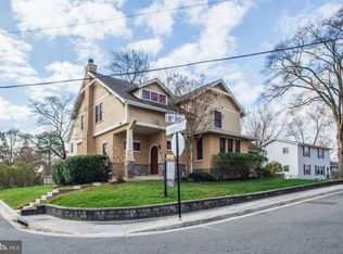 872 N Frederick St, Arlington, VA 22205