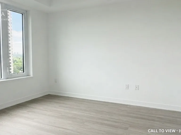 15 Grenoble Dr #1107 — Photo 3