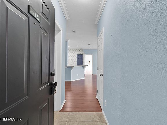 5th image of 13810 SUTTON PARK Drive #122