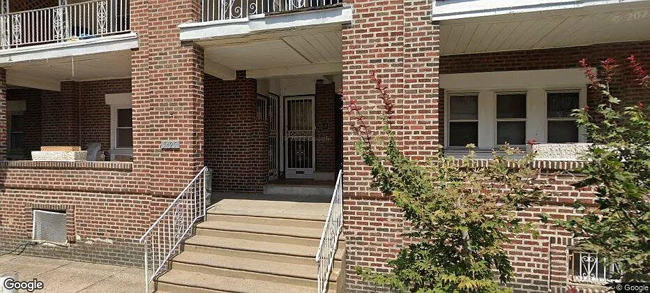 2 bed, 1044 sqft, $1,350 — Photo 2