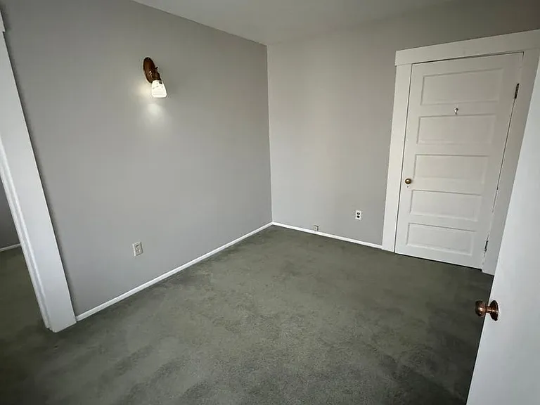 104 S Palouse St — Photo 11
