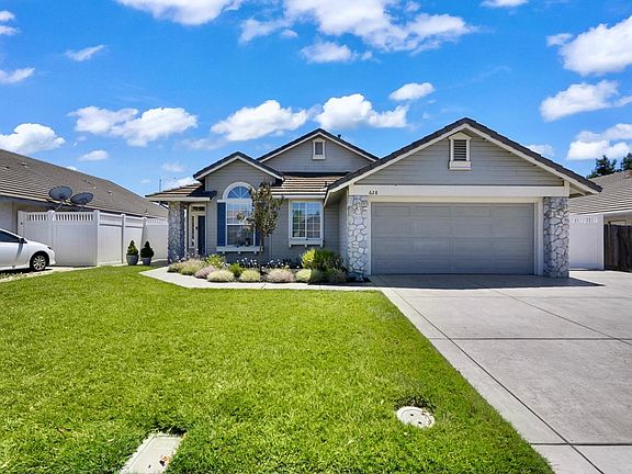 4th image of 628 Mission Ridge Dr