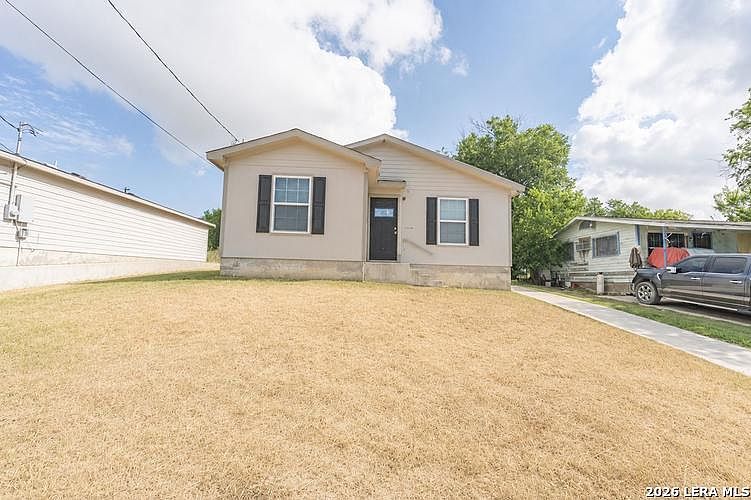 1st image of 1011 YUCCA ST