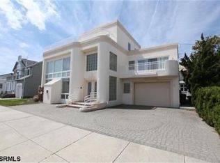 104 S Jerome Ave, Margate City, NJ 08402