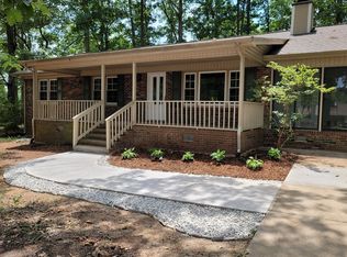 103 N Oakland Dr, Mebane, NC 27302