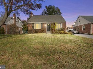 937 Greenbriar Ln, Springfield, PA 19064