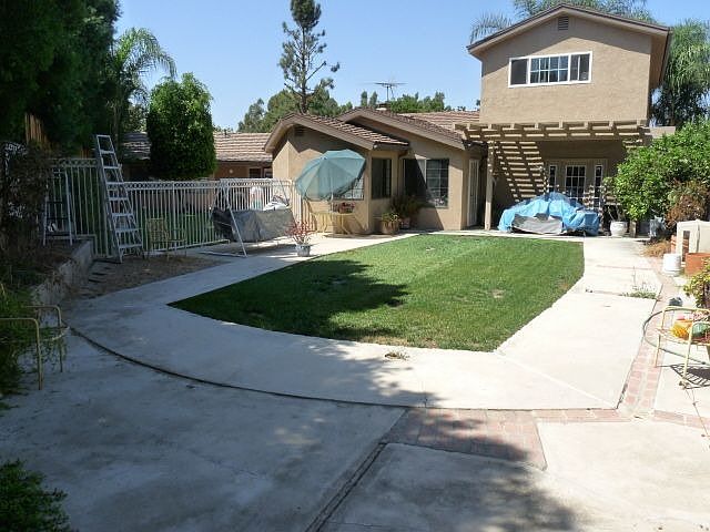 2nd image of 17792 Heidi Cir