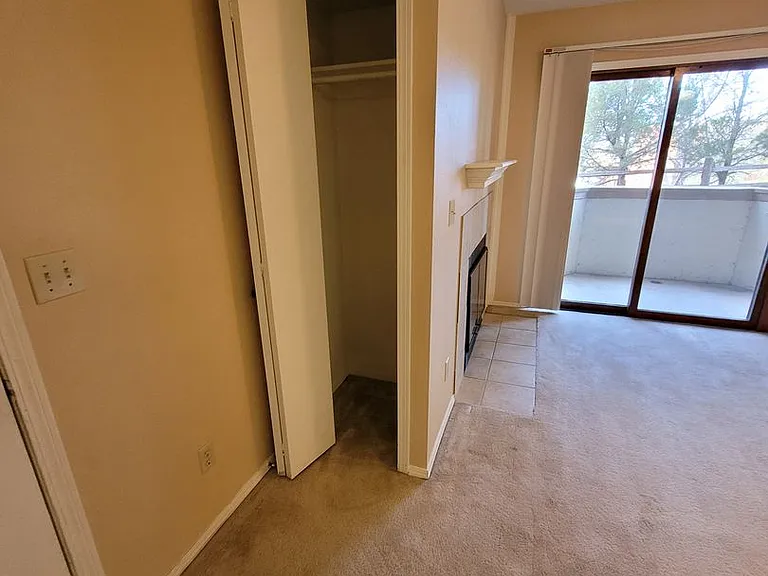 2720-2758 Mirage Dr — Photo 10