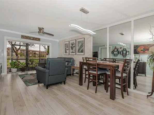 13705 SW 12th St APT 104B, Pembroke Pines, FL 33027