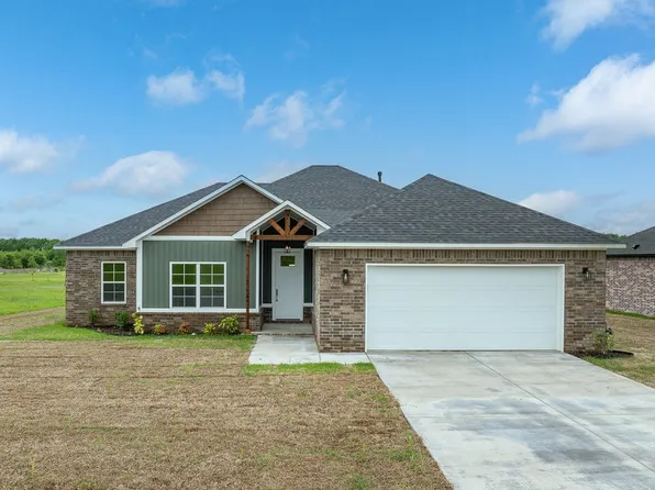 1317 Big Oak Dr, Alma, AR 72921